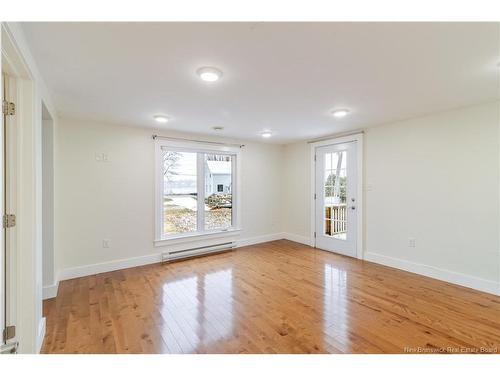 11 Corbett Ave, Fredericton, NB 