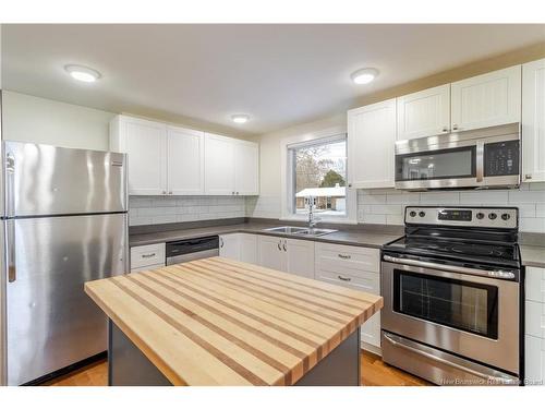 11 Corbett Ave, Fredericton, NB 