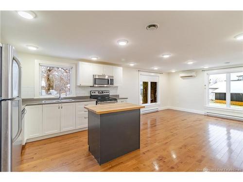 11 Corbett Ave, Fredericton, NB 