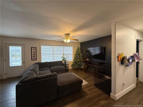 145 Eastwood Dr, Woodstock, NB 