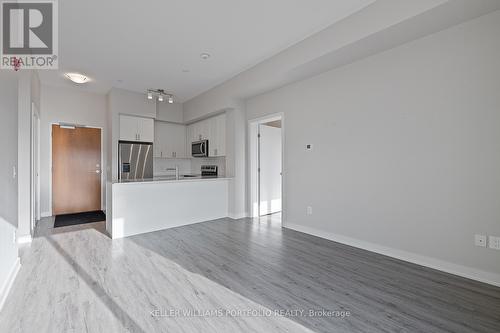 611 - 340 Plains Road E, Burlington, ON - Indoor Photo Showing Kitchen