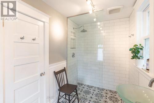 56 Bertrand Street, Ottawa, ON - Indoor Photo Showing Bathroom