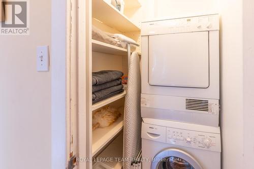 56 Bertrand Street, Ottawa, ON - Indoor Photo Showing Laundry Room