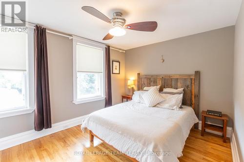 56 Bertrand Street, Ottawa, ON - Indoor Photo Showing Bedroom