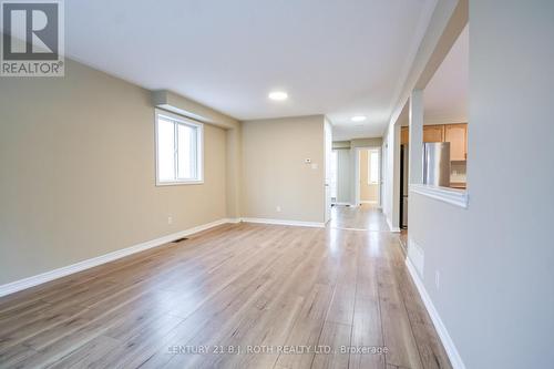 Open concept, bright living room. - 194 Sundew Drive, Barrie, ON 