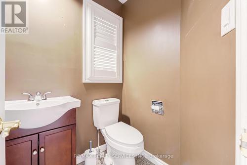 Upper - 4469 Gullfoot Circle, Mississauga, ON - Indoor Photo Showing Bathroom