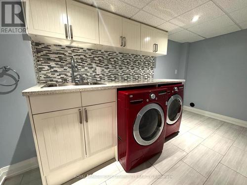20 La Neve Avenue, Vaughan, ON - Indoor Photo Showing Laundry Room