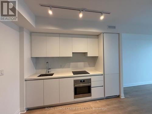 3501 - 4015 The Exchange, Mississauga, ON - Indoor Photo Showing Kitchen