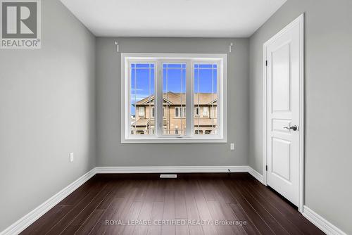 89 Bloom Crescent, Hamilton, ON - Indoor Photo Showing Other Room