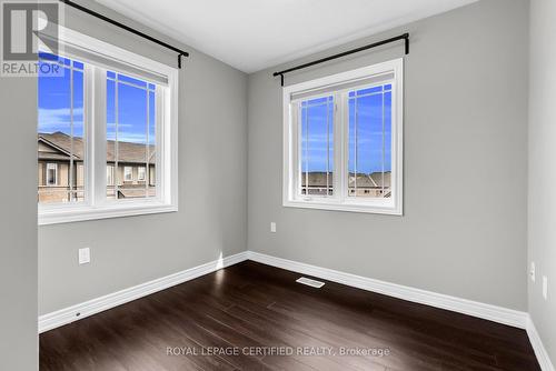 89 Bloom Crescent, Hamilton, ON - Indoor Photo Showing Other Room