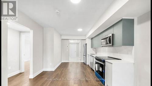 A - 146 Celina Street, Oshawa, ON - Indoor Photo Showing Kitchen