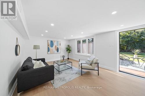 27 Gully Drive, Toronto, ON - Indoor