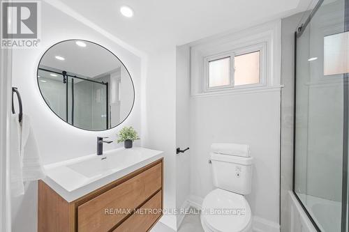 27 Gully Drive, Toronto, ON - Indoor Photo Showing Bathroom