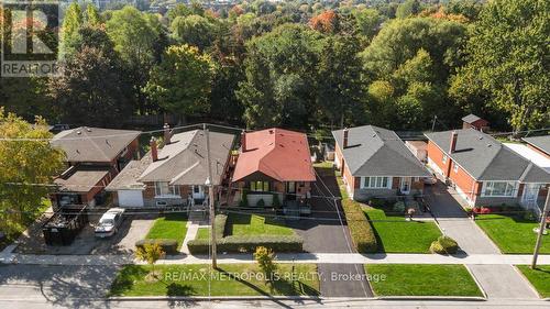 27 Gully Drive, Toronto, ON - Outdoor With Facade
