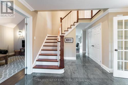 18 Harrowsmith Place, Richmond Hill, ON - Indoor Photo Showing Other Room
