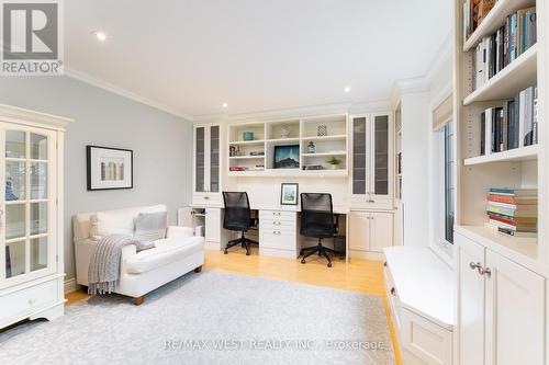 18 Harrowsmith Place, Richmond Hill, ON - Indoor