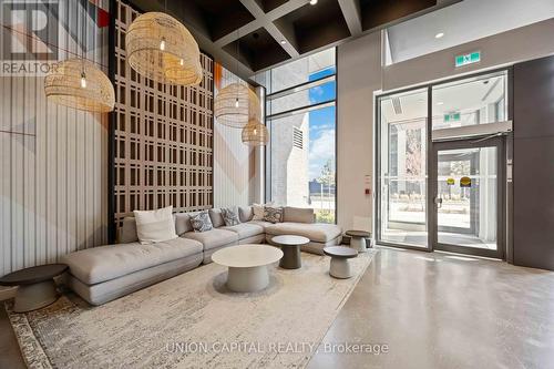 2114 - 10 Abeja Street, Vaughan, ON - Indoor