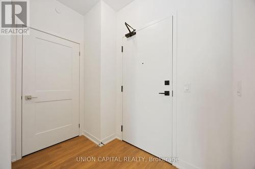 2114 - 10 Abeja Street, Vaughan, ON - Indoor Photo Showing Other Room