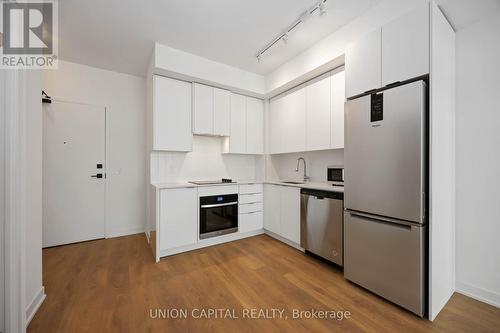 2114 - 10 Abeja Street, Vaughan, ON - Indoor Photo Showing Kitchen With Stainless Steel Kitchen