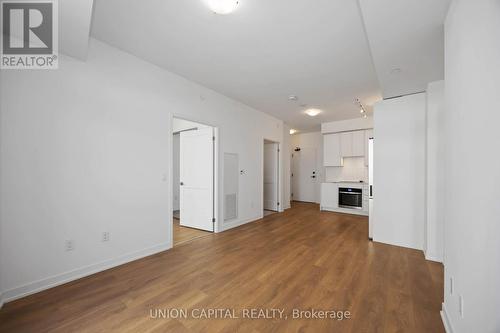 2114 - 10 Abeja Street, Vaughan, ON - Indoor Photo Showing Other Room