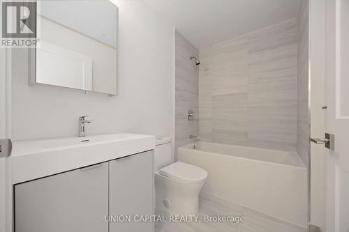 2114 - 10 Abeja Street, Vaughan, ON - Indoor Photo Showing Bathroom
