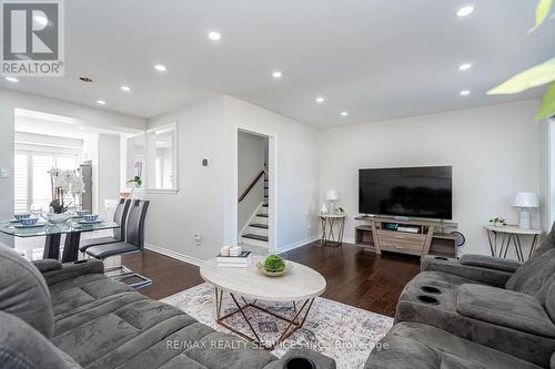 172 Hansen Road, Brampton, ON - Indoor Photo Showing Living Room