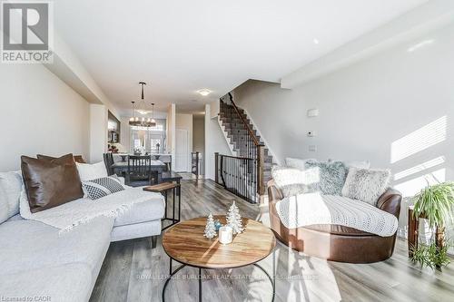 2362 Treversh Common, Burlington, ON - Indoor Photo Showing Living Room
