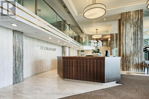 710 - 100 Lakeshore Road E, Oakville, ON - Indoor Photo Showing Other Room