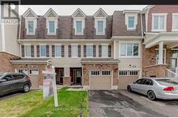 106 BANNISTER CRESCENT  Brampton, ON L7A 4H4