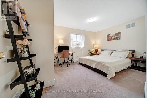 7289 Terragar Boulevard, Mississauga, ON - Indoor Photo Showing Bedroom