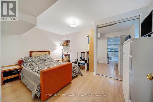 7289 Terragar Boulevard, Mississauga, ON - Indoor Photo Showing Bedroom