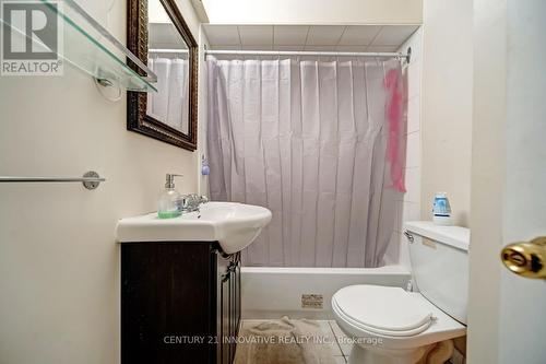 7289 Terragar Boulevard, Mississauga, ON - Indoor Photo Showing Bathroom