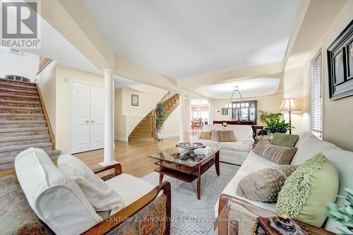 7289 Terragar Boulevard, Mississauga, ON - Indoor Photo Showing Living Room