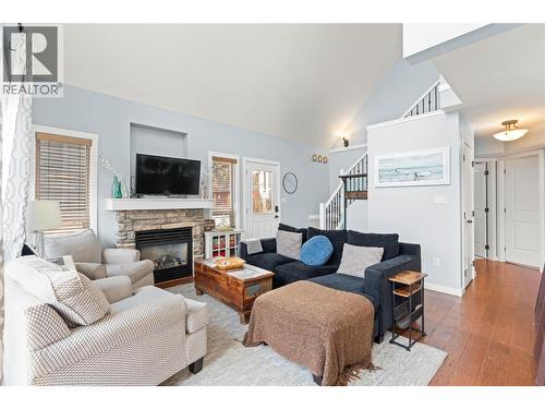 6837 Santiago Loop Unit# 134, Kelowna, BC - Indoor Photo Showing Living Room With Fireplace