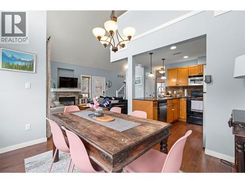 6837 Santiago Loop Unit# 134, Kelowna, BC - Indoor Photo Showing Dining Room