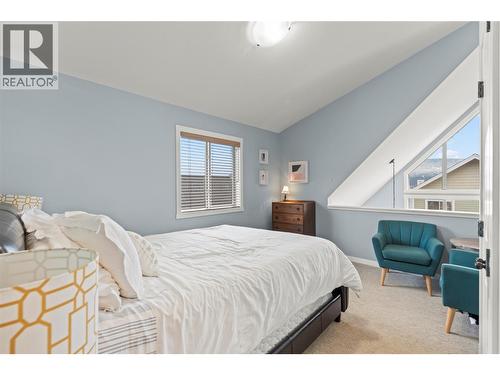 6837 Santiago Loop Unit# 134, Kelowna, BC - Indoor Photo Showing Bedroom