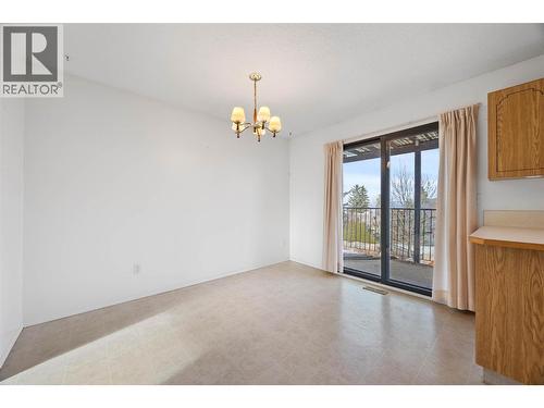 436 Garibaldi Drive, Kamloops, BC - Indoor Photo Showing Other Room