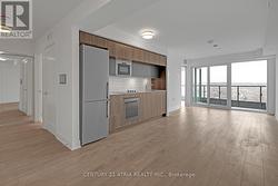 1711 - 575 BLOOR STREET E  Toronto, ON M4W 0B2