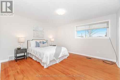 171 Sherwood Rise, Hamilton, ON - Indoor Photo Showing Bedroom