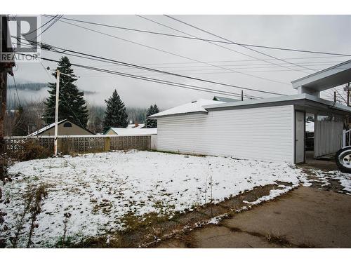 690 Schofield Highway, Warfield, BC - Outdoor