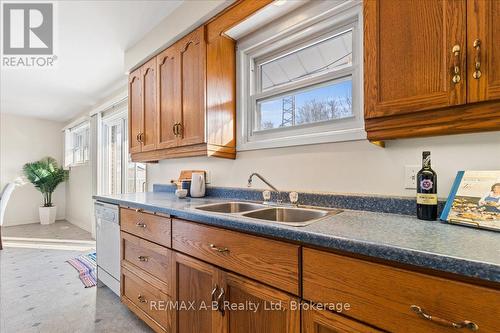 5 Mcdonald Street, Stratford, ON - Indoor Photo Showing Kitchen With Double Sink