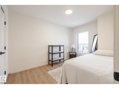 7529 Klapstein Li Sw, Edmonton, AB 