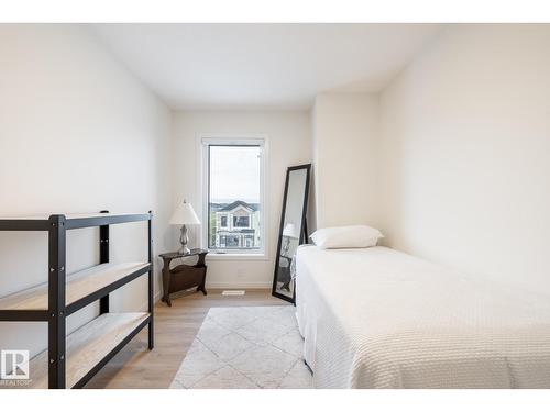 7529 Klapstein Li Sw, Edmonton, AB 