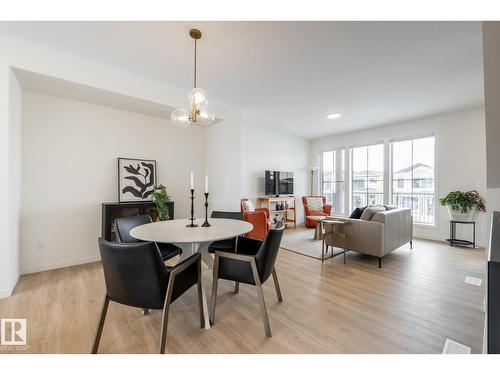 7529 Klapstein Li Sw, Edmonton, AB 