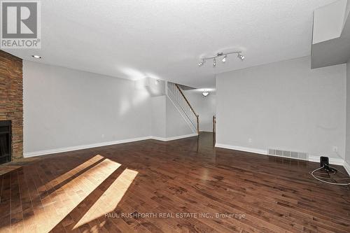 Living Room - 216 Forward Avenue, Ottawa, ON - Indoor Photo Showing Other Room