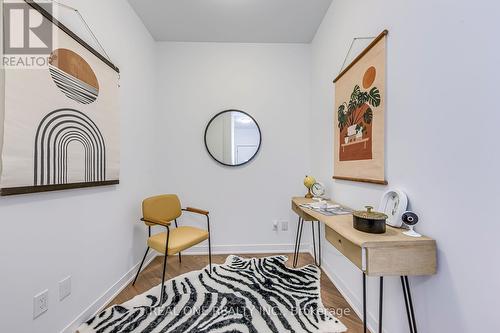 526 - 405 Dundas Street W, Oakville, ON - Indoor Photo Showing Bedroom