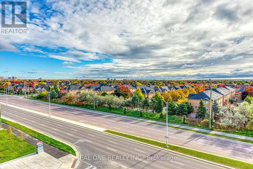 526 - 405 Dundas Street W, Oakville, ON - Outdoor With View