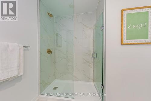 526 - 405 Dundas Street W, Oakville, ON - Indoor Photo Showing Bathroom