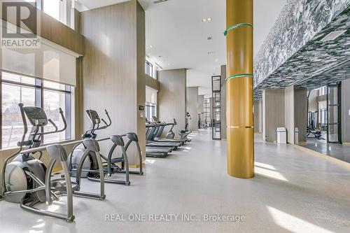526 - 405 Dundas Street W, Oakville, ON - Indoor Photo Showing Gym Room