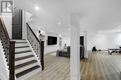 43 Wakely Boulevard, Caledon, ON - Indoor Photo Showing Other Room